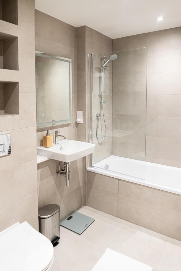 Amazing New Spacious Apartment In Se1 Лондон Екстериор снимка
